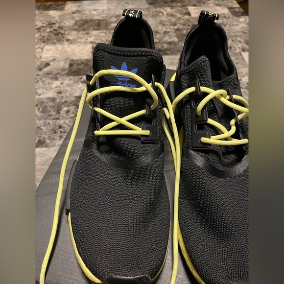 Adidas sneaker mens size 11 New in box - Picture 6 of 6